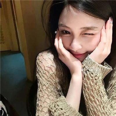 纸月亮